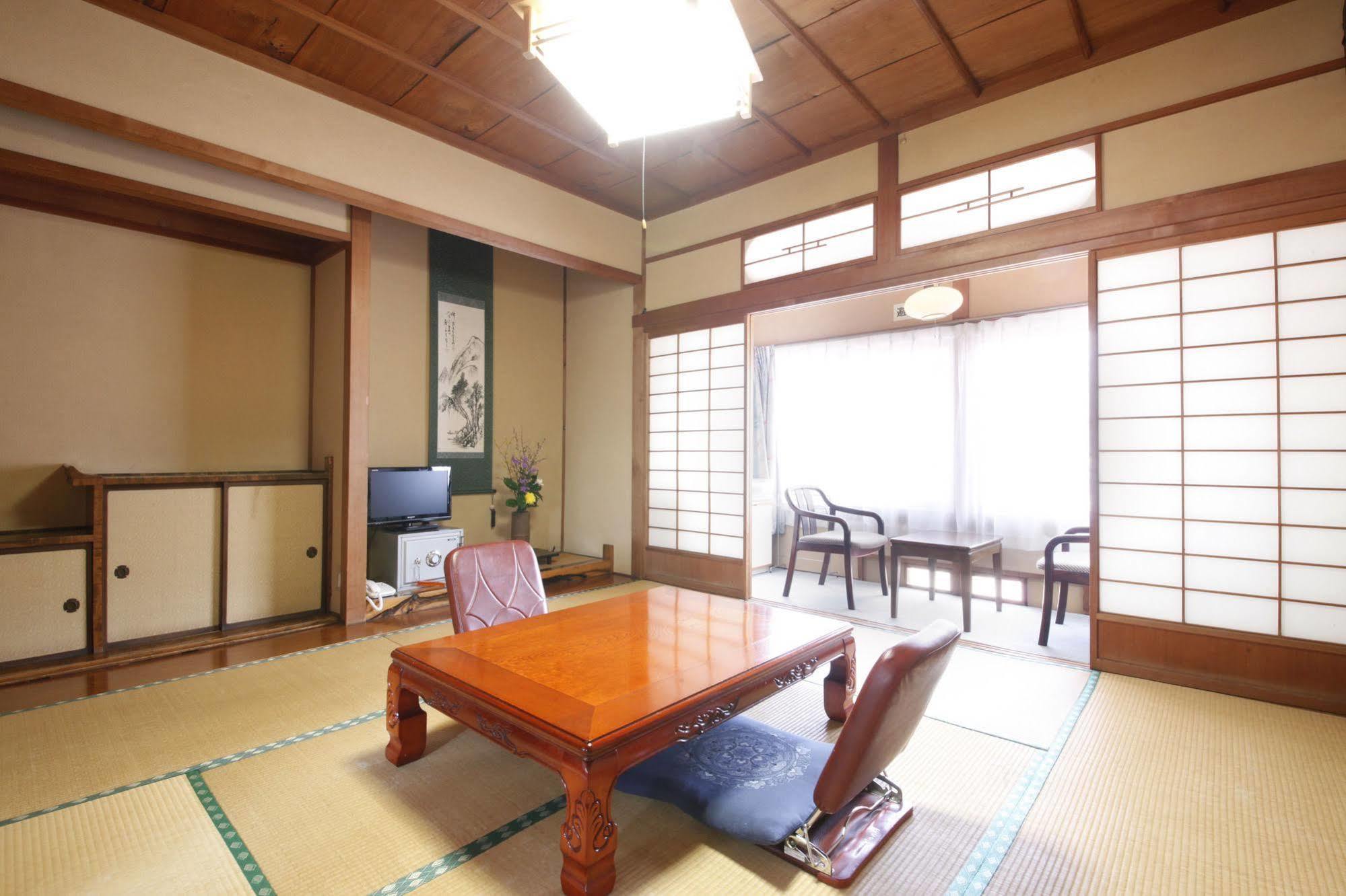 Yudanaka Seifuso Hotel Yamanouchi  Ngoại thất bức ảnh