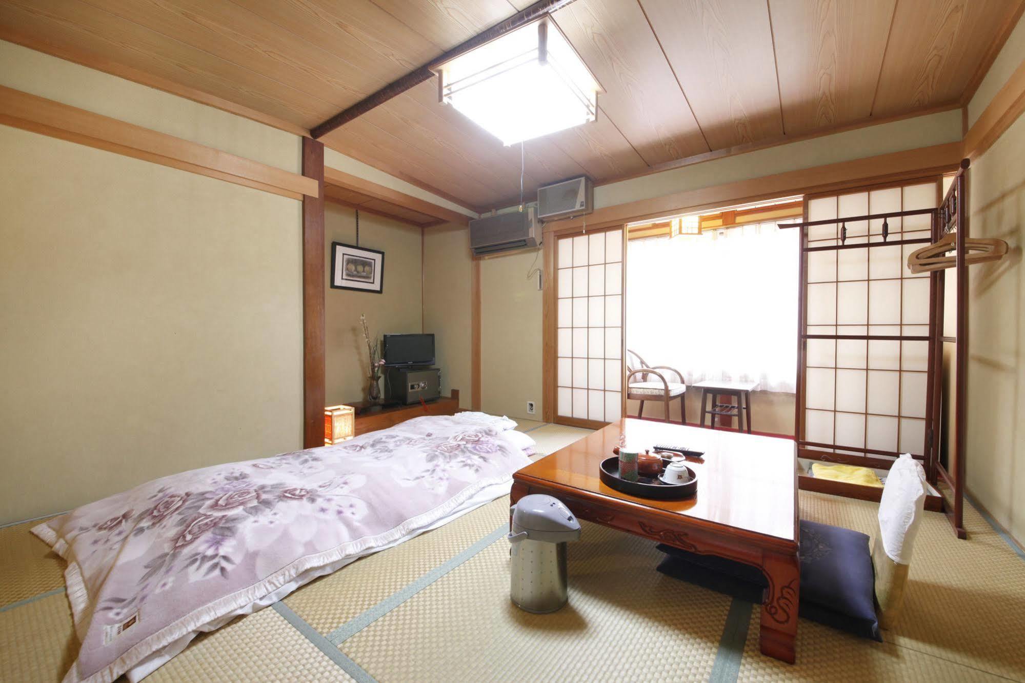 Yudanaka Seifuso Hotel Yamanouchi  Ngoại thất bức ảnh